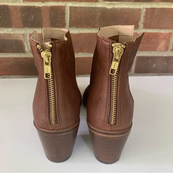 Journee Collection Womens Brown leather block heel Ankle Boots Shoes US 8 M - Picture 8 of 11